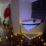 Lunarist Luxury Private Jacuzzi
