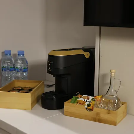 Lunarist Luxury Jacuzzi - Blloku Apartmán *