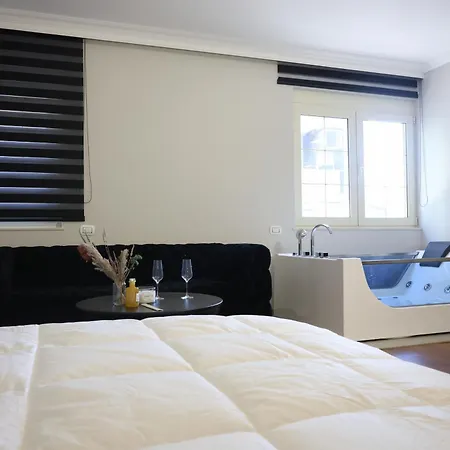 Apartmán Lunarist Luxury Jacuzzi - Blloku *