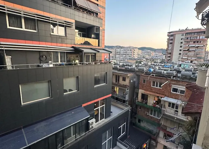 Lunarist Luxury Jacuzzi Blloku