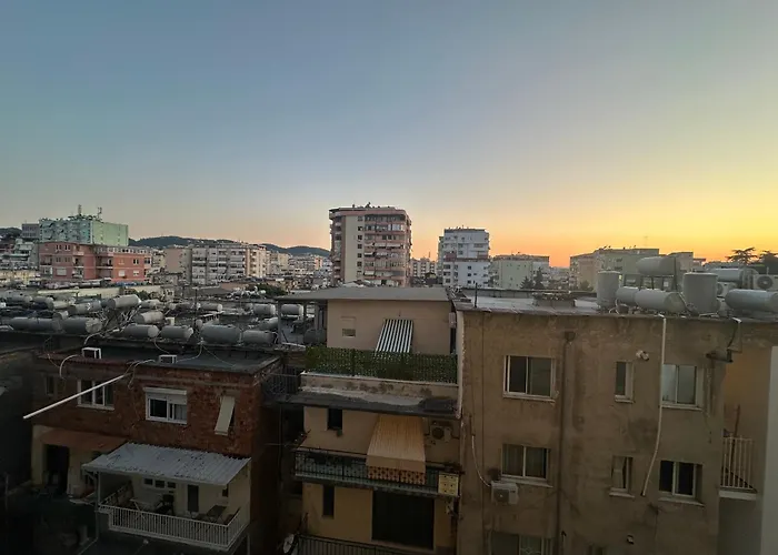 Lunarist Luxury Jacuzzi Blloku * Tirana