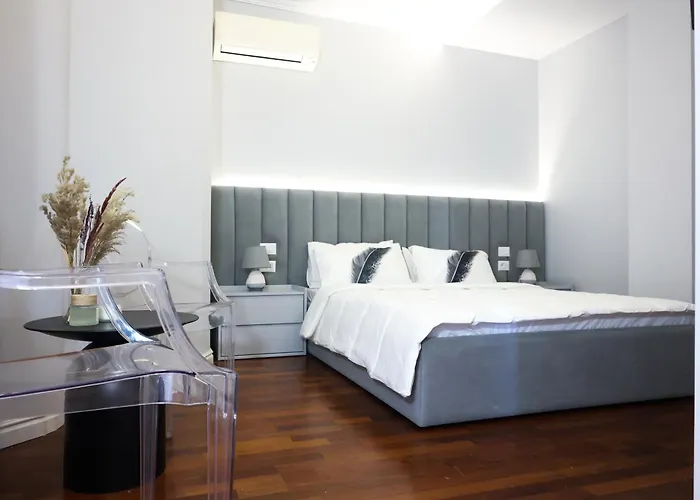 Lunarist Luxury Private Jacuzzi Blloku דירה טיראנה