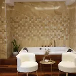 Appartamento Lunarist Luxury Private Jacuzzi Tirana