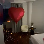 Appartamento Lunarist Luxury Private Jacuzzi *