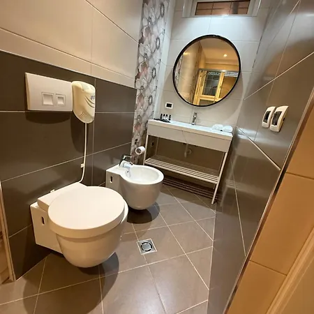 Lunarist Luxury Suites - Jacuzzi&Top Tirana Location * Tirana
