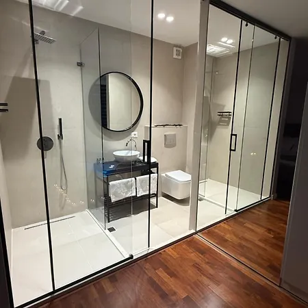 Lunarist Luxury Private Jacuzzi Appartement