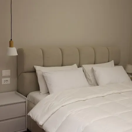 Appartement Lunarist Luxury Private Jacuzzi Tirana