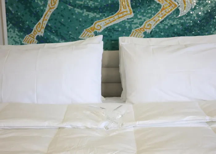 Lunarist Luxury Private Jacuzzi Suites Blloku Tirana Apartman Tirana