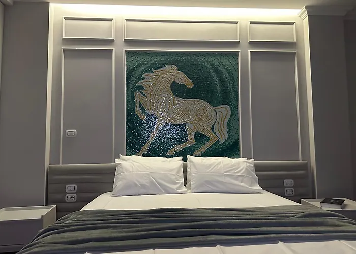 Apartman Lunarist Luxury Private Jacuzzi Suites Blloku Tirana Tirana