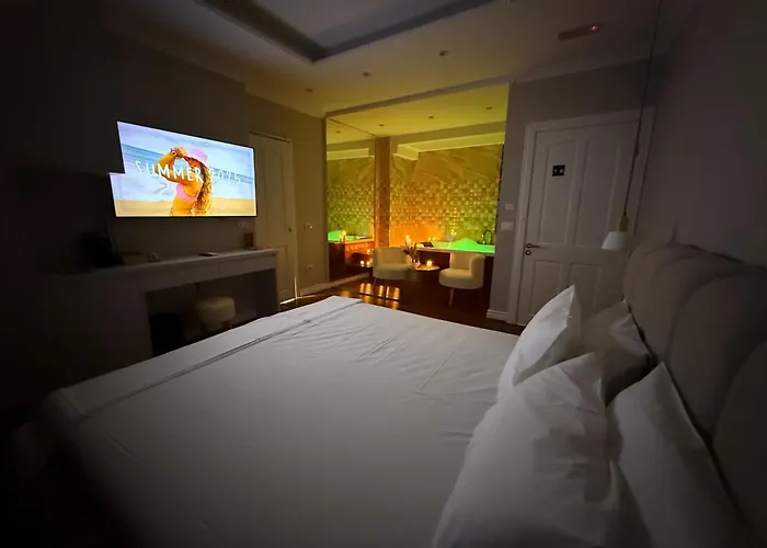 Lunarist Luxury Private Jacuzzi Suites Blloku Tirana Tirana