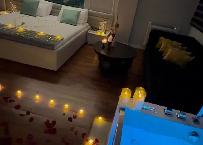 Apartmán Lunarist Luxury Private Jacuzzi Blloku Tirana