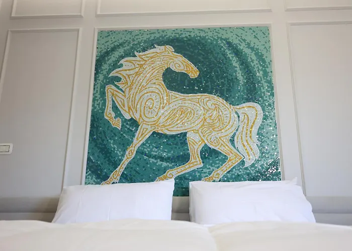 Apartmán Lunarist Luxury Private Jacuzzi Blloku Tirana