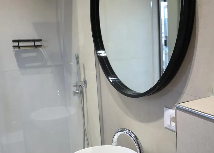 Lunarist Luxury Private Jacuzzi Blloku